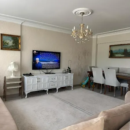 Family With Balcony And Large , 5 Minutes To The Center Park !