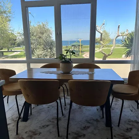 Family With Balcony And Large , 5 Minutes To The Center Park !